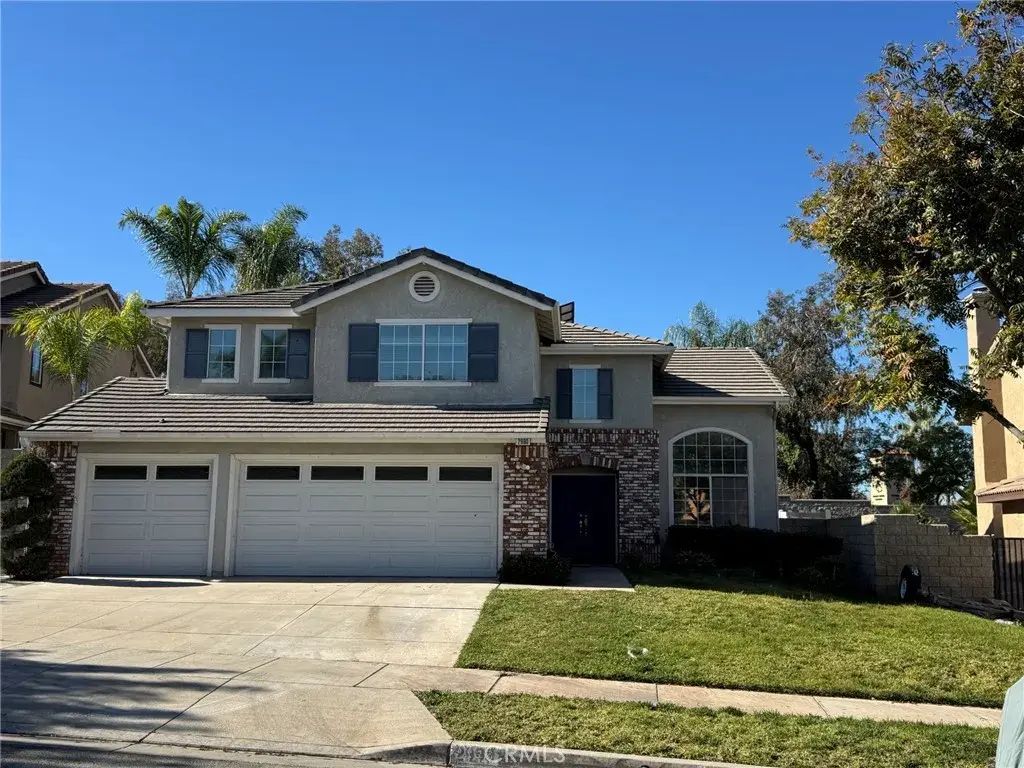 2990 Bavaria, Corona