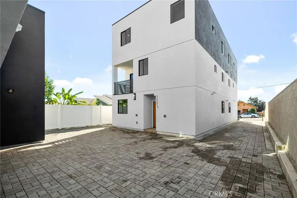 3223 Lanfranco Street, Los Angeles