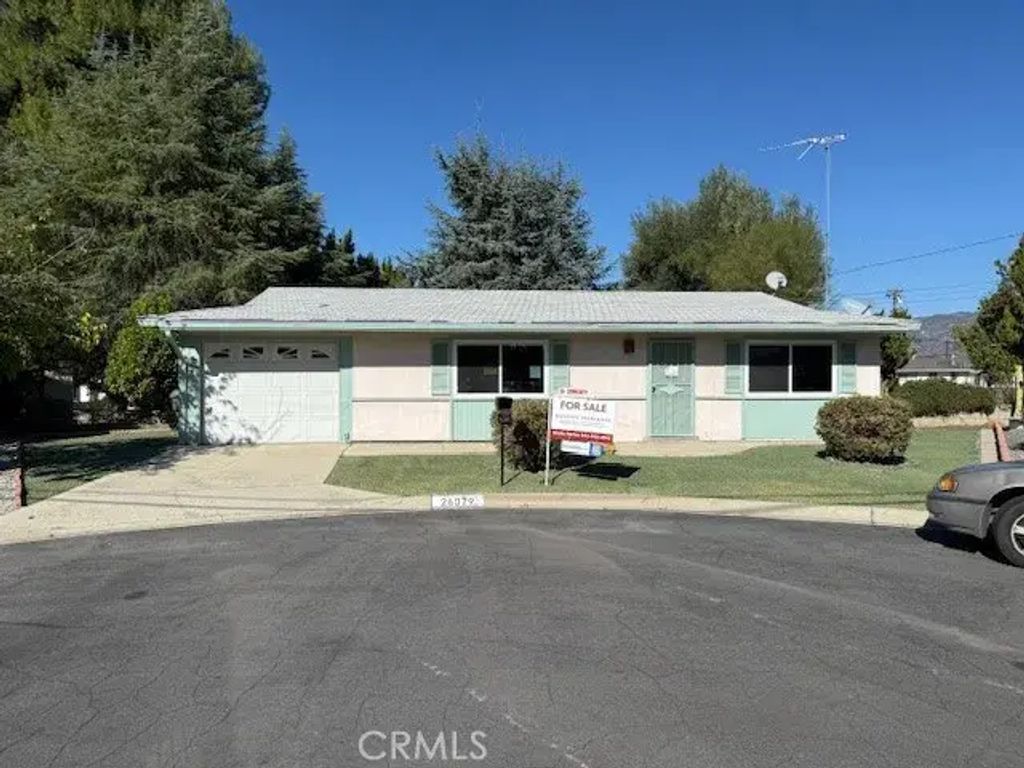 26079 Anawood, Hemet