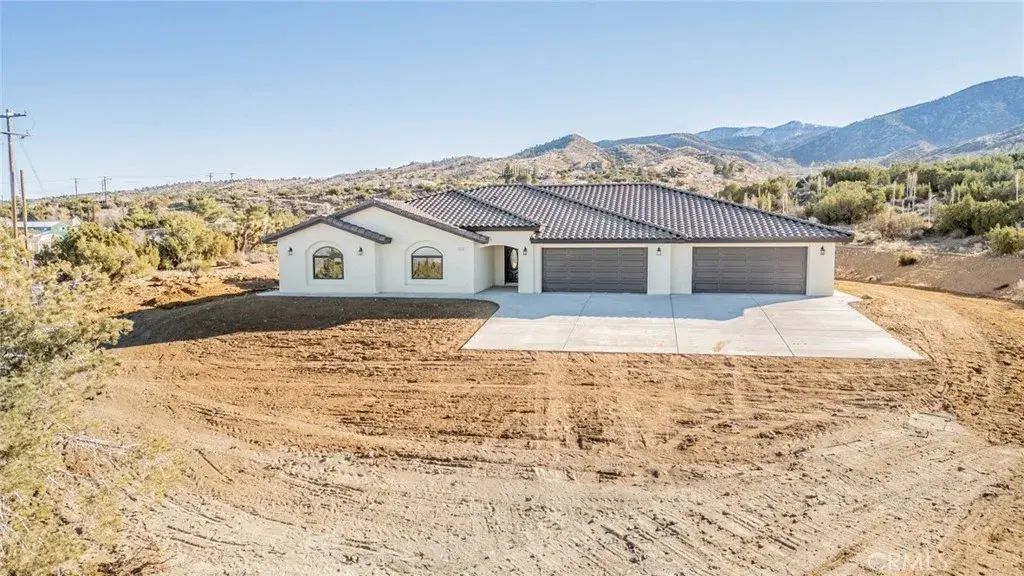 1275 Hollister, Pinon Hills