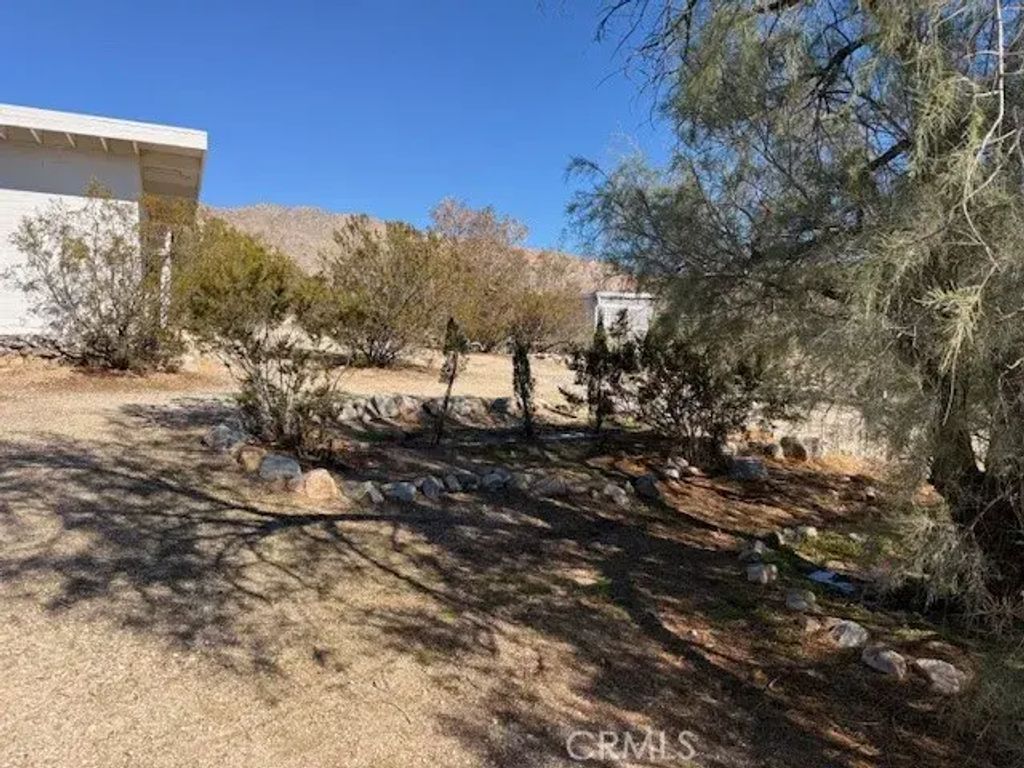 51136 Mecca Road, Morongo Valley