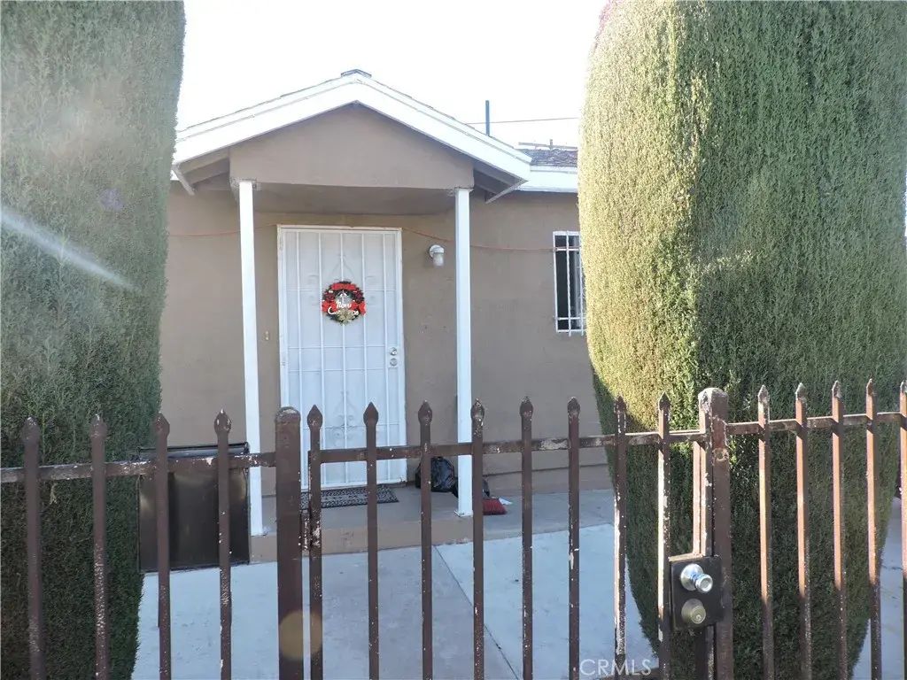 157 E 104th Street, Los Angeles