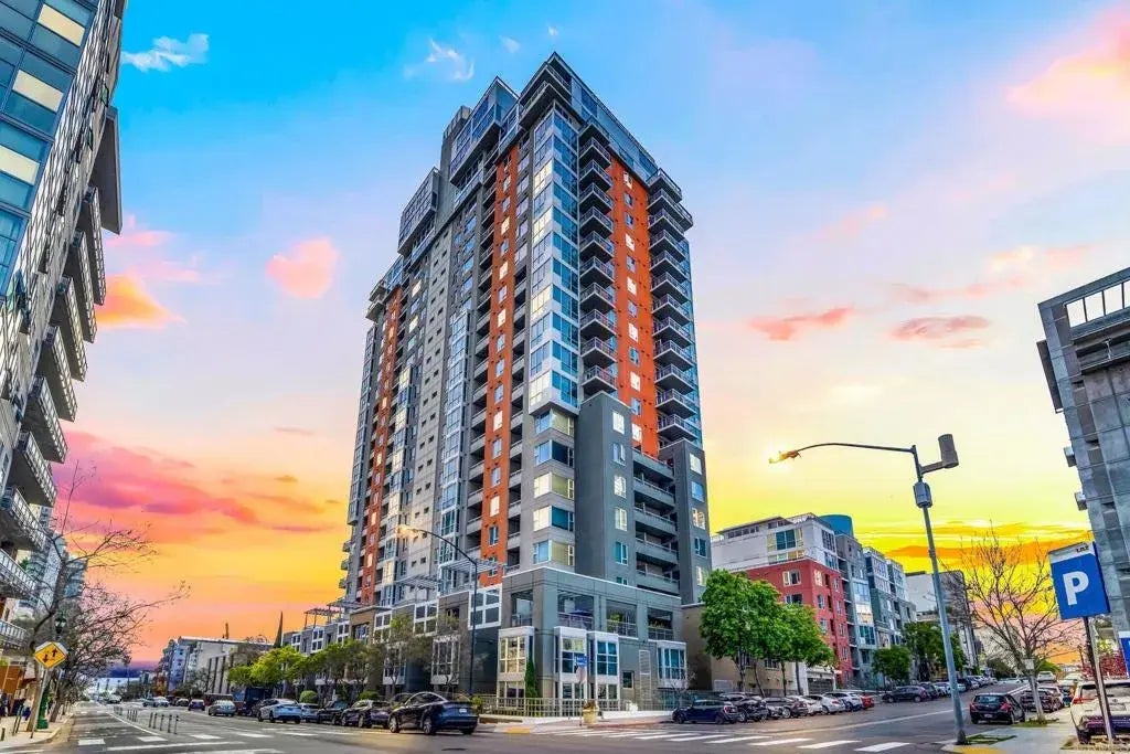 Photo of Listing #PTP2509055