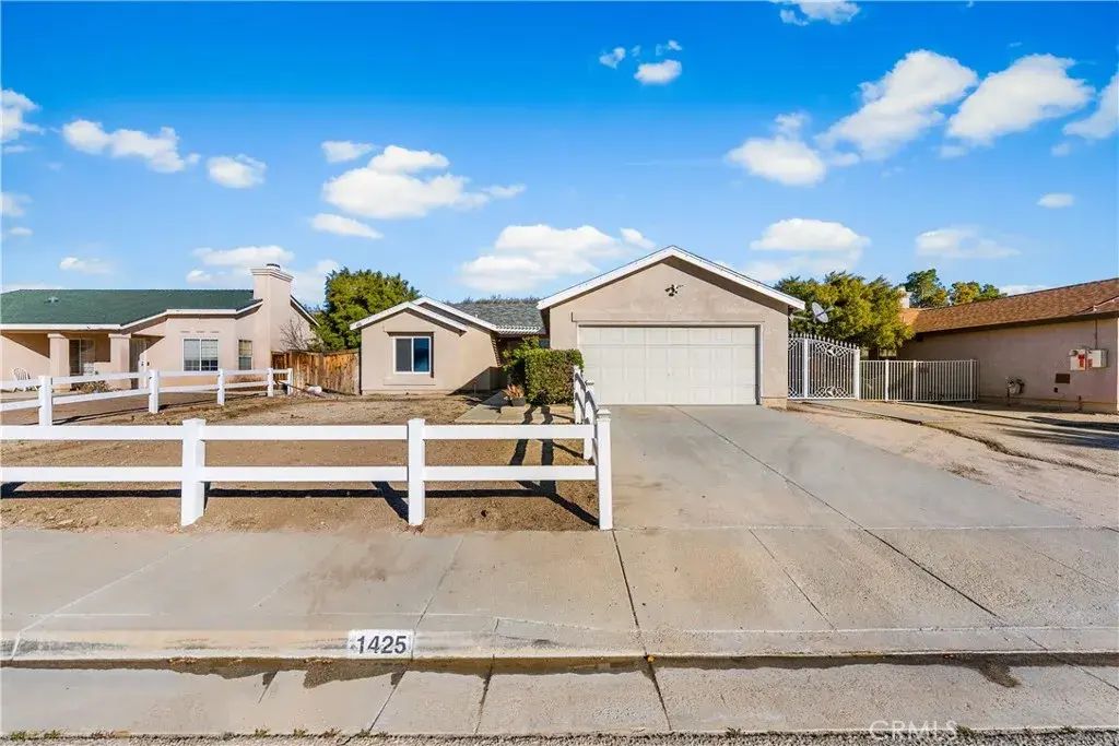 1425 Bradford, Rosamond