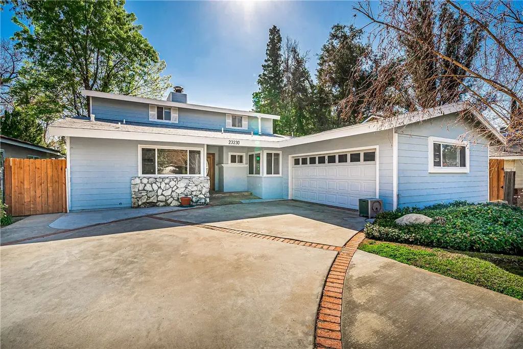 23230 Ladrillo, Woodland Hills