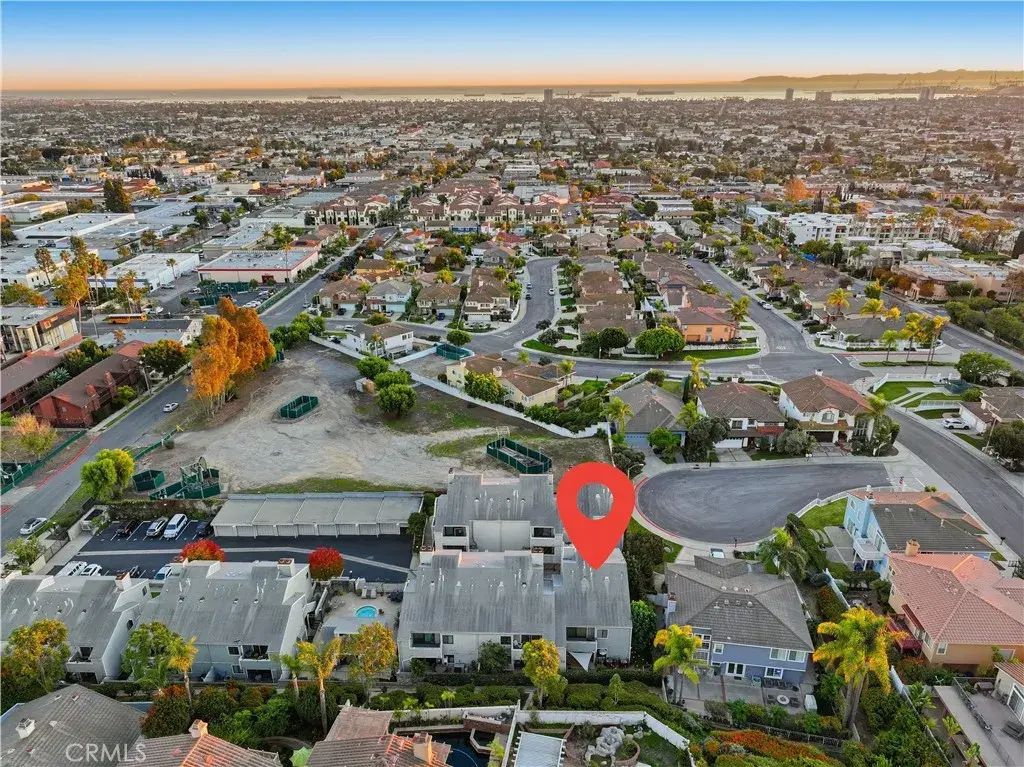 2051 Orizaba 1, Signal Hill