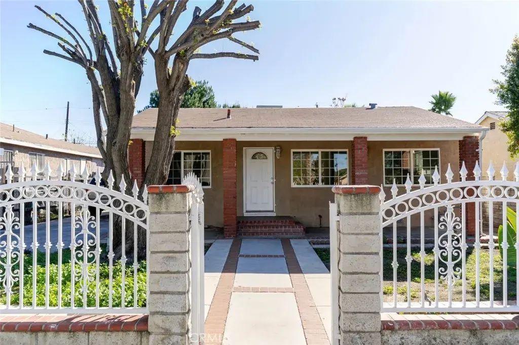 13716 Judd Street, Pacoima