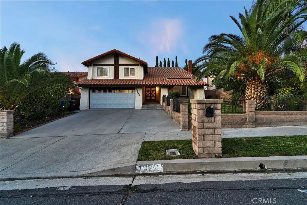17045 Goya, Granada Hills