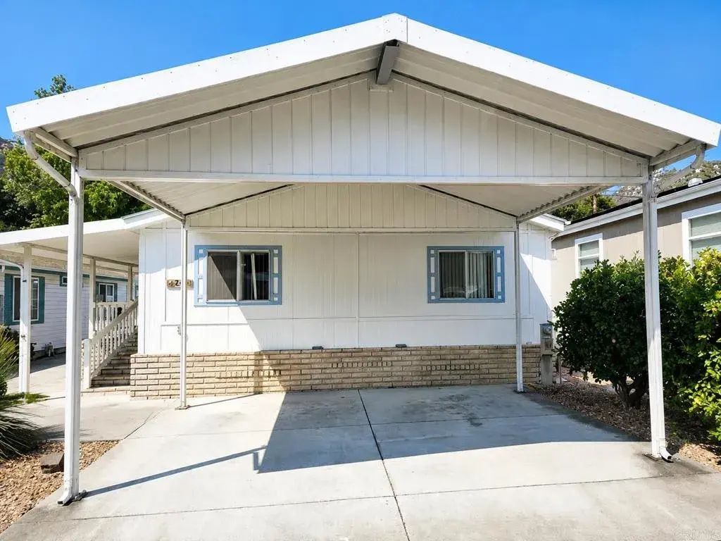8975 Lawrence Welk Drive 4, Escondido