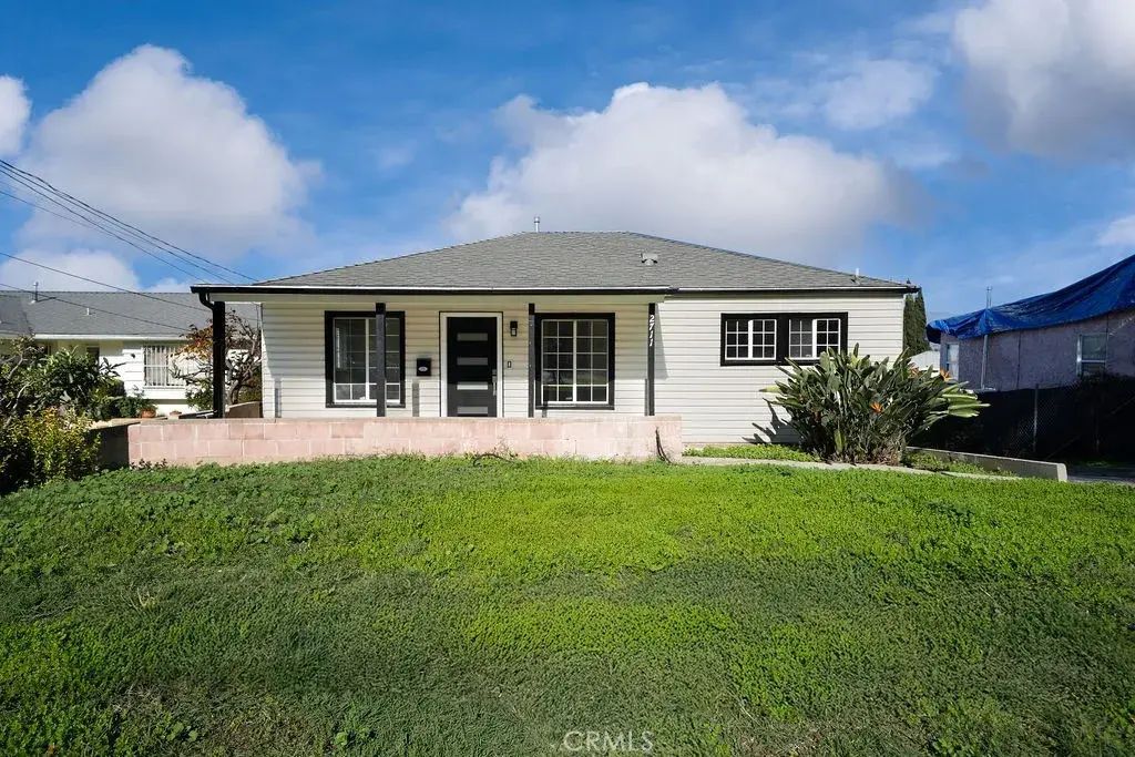 2711 Carlos Street, Alhambra