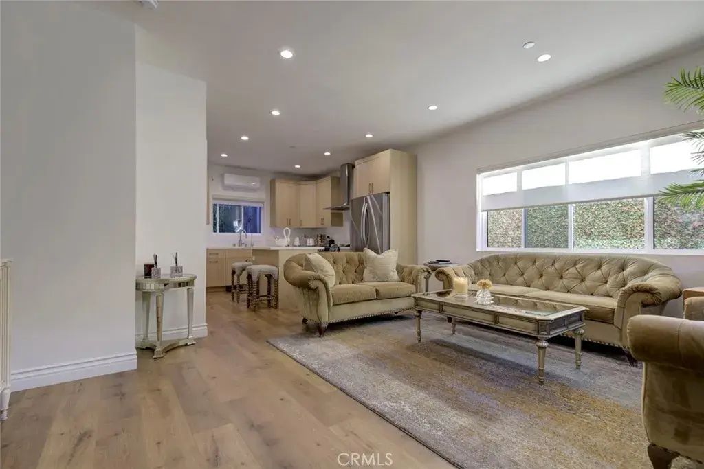 5208 Goodland, Valley Village