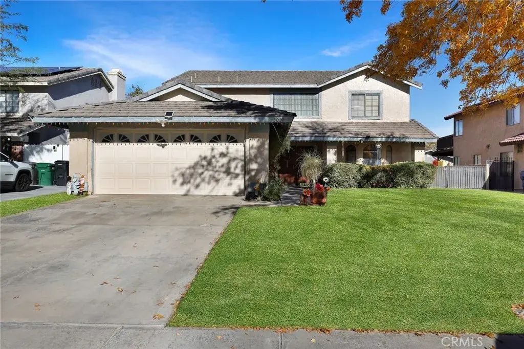 3027 W Avenue J4, Lancaster