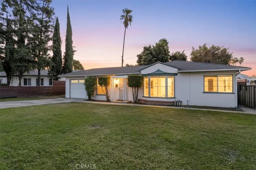 18308 E Bellbrook, Covina