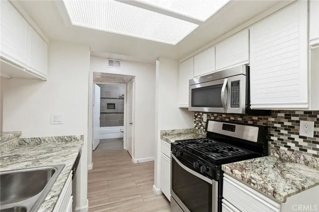 12601 Van Nuys 111, Pacoima