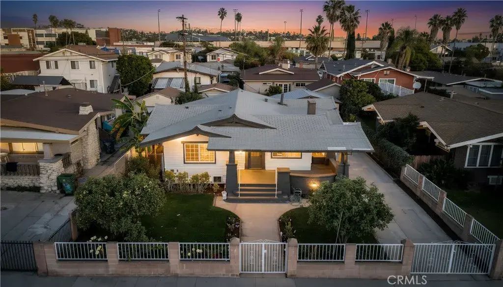 748 N Kenmore, Los Angeles