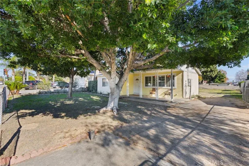 9721 Juniper Avenue, Fontana