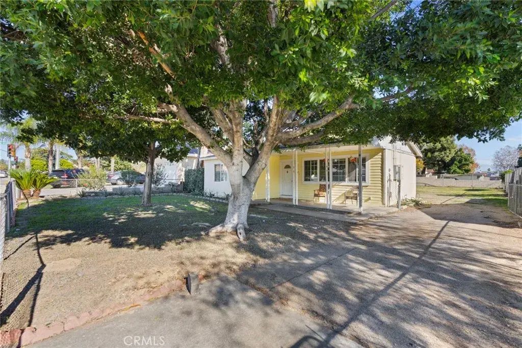 9721 Juniper Avenue, Fontana