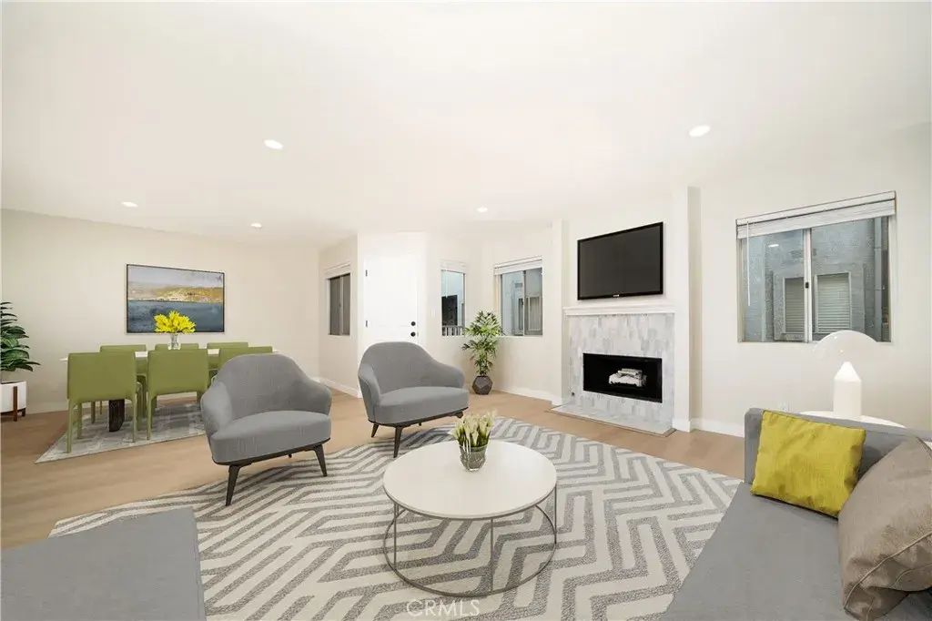 1067 252nd 7, Harbor City