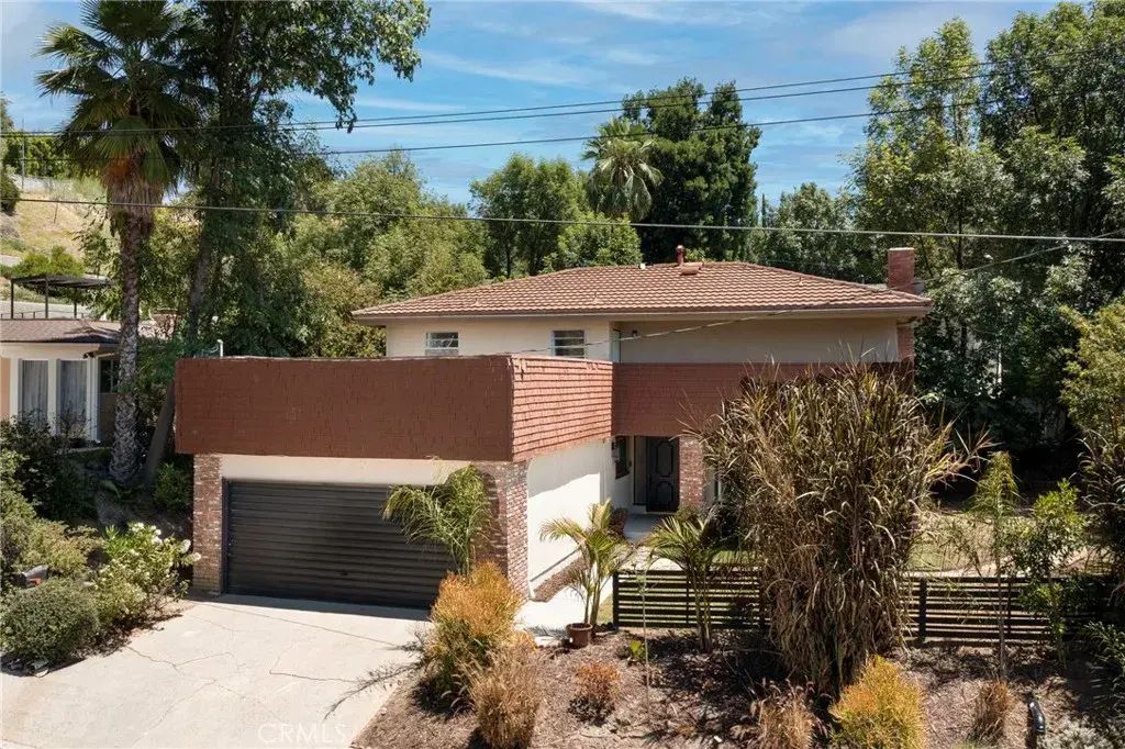 22666 Cavalier Street, Woodland Hills
