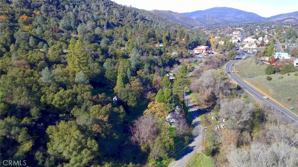 4975 Miller, Mariposa