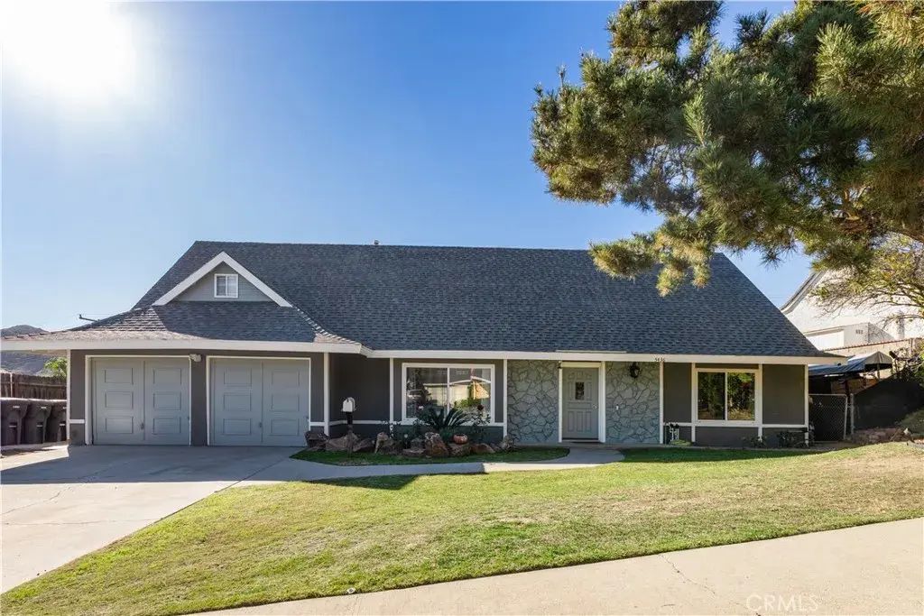 5436 Sierra Vista, Riverside