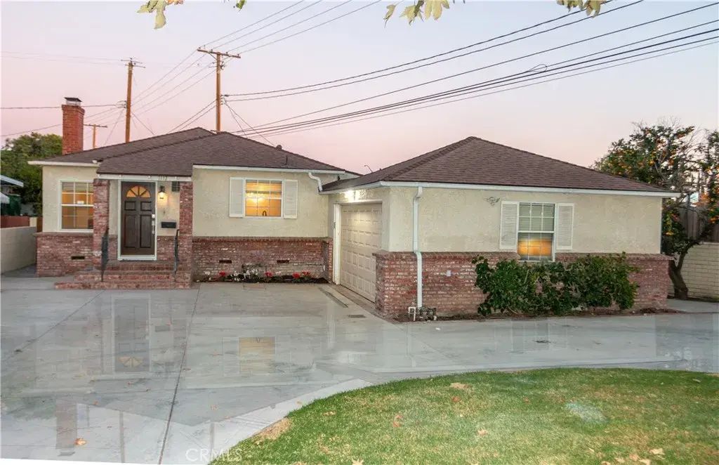 1112 N Myers, Burbank