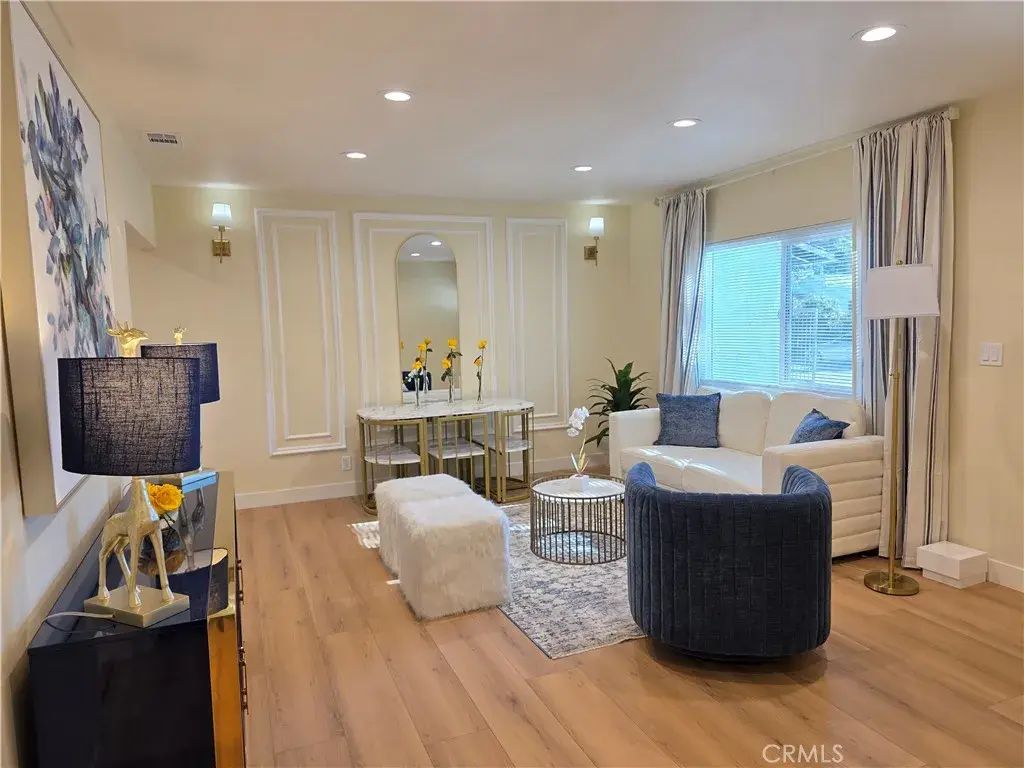18719 Bassett, Reseda