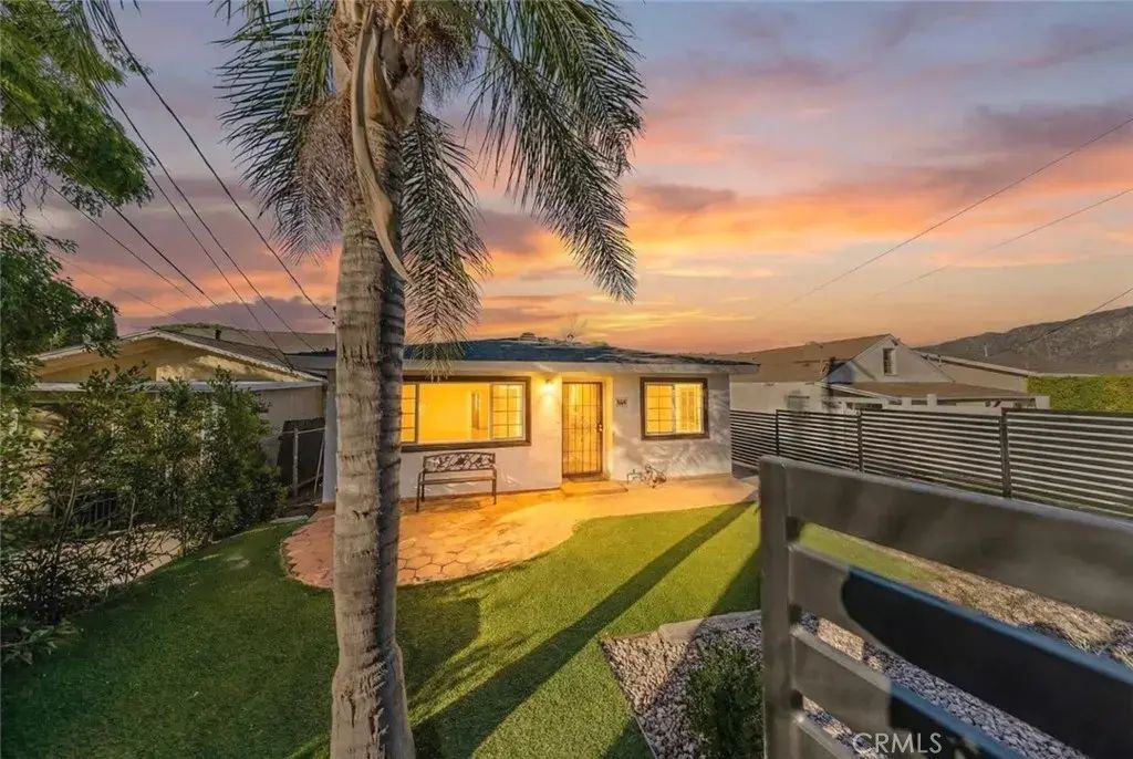 10431 Las Lunitas Avenue, Tujunga