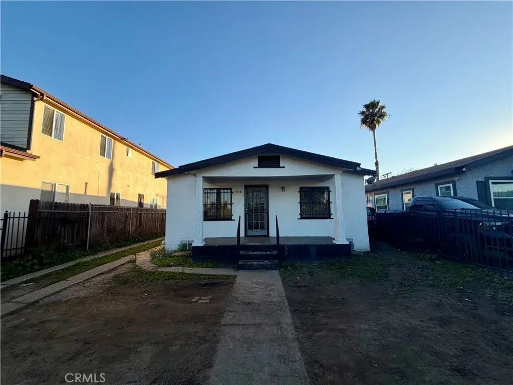 326 E 101st, Los Angeles
