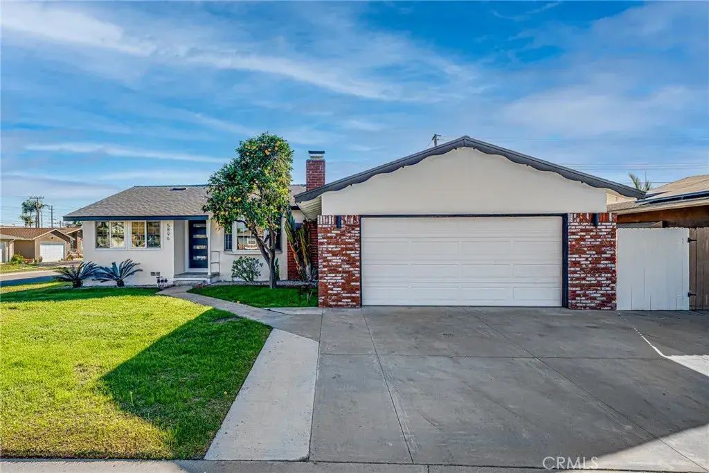 5896 Honduras, Buena Park