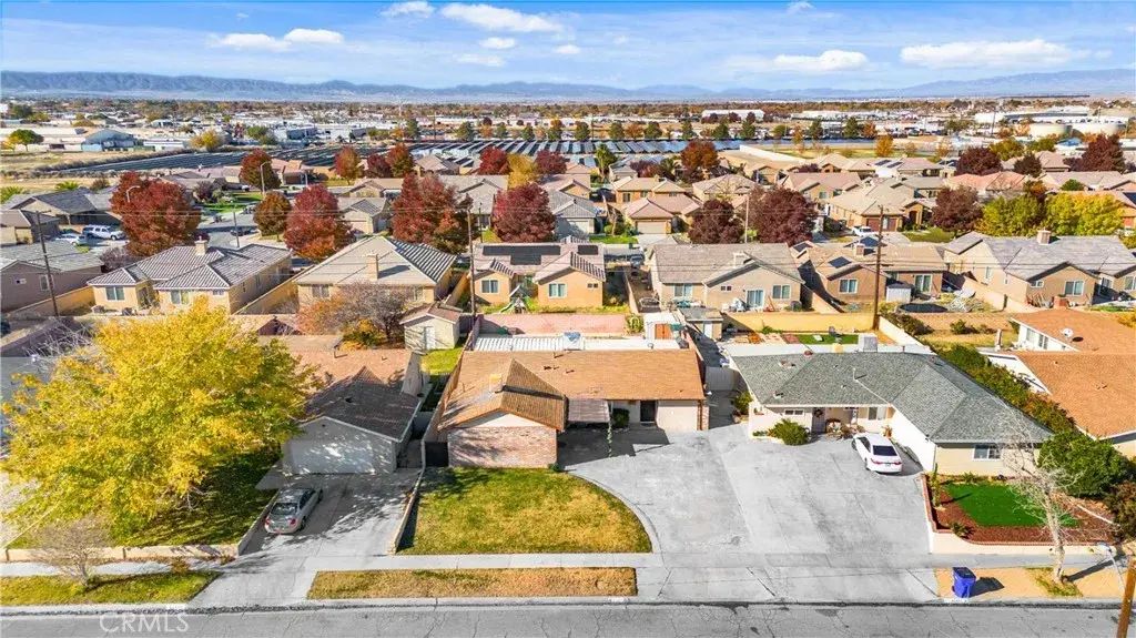 45461 3rd East, Lancaster
