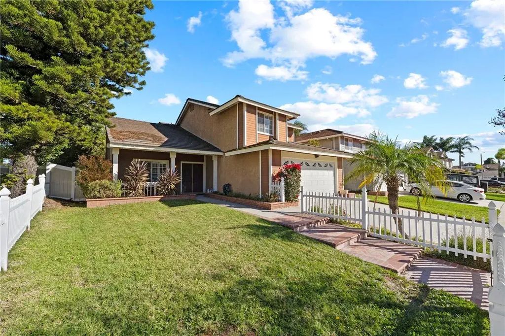 1793 Myrtle, Corona