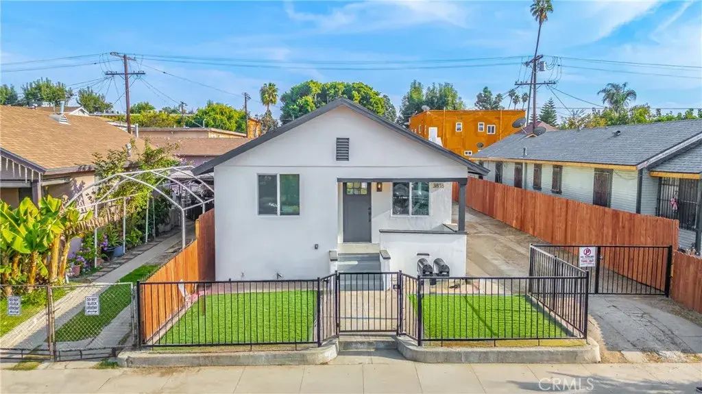 3818 Crawford, Los Angeles