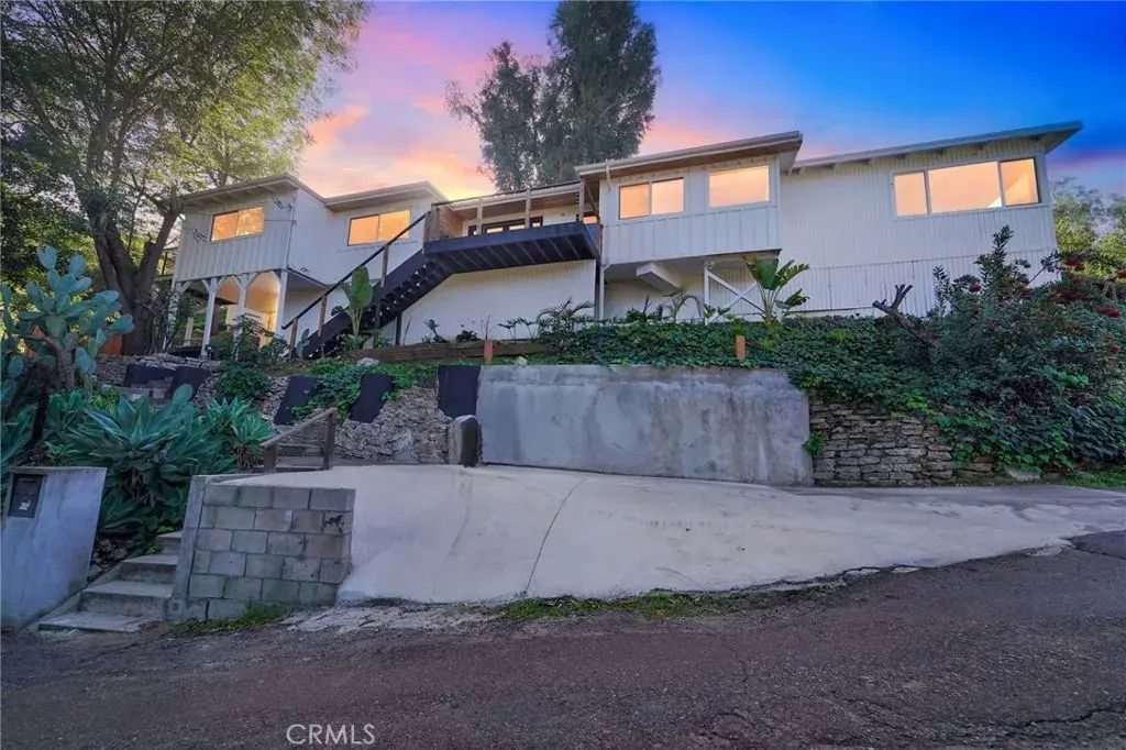 6324 Grape, Los Angeles