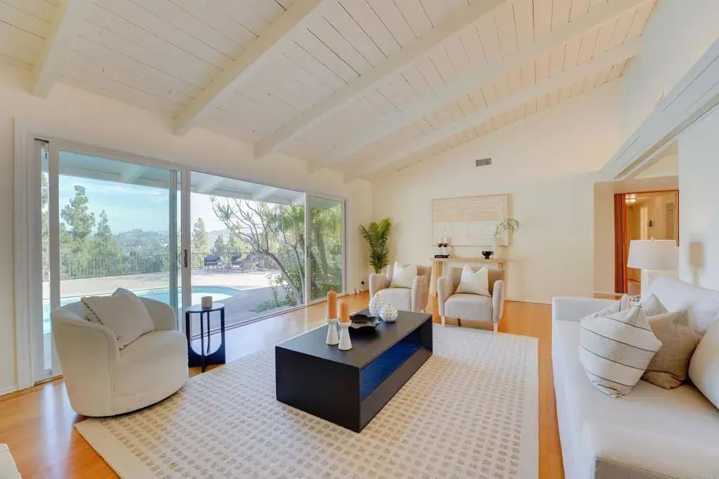 8140 Cinnabar Drive, La Mesa