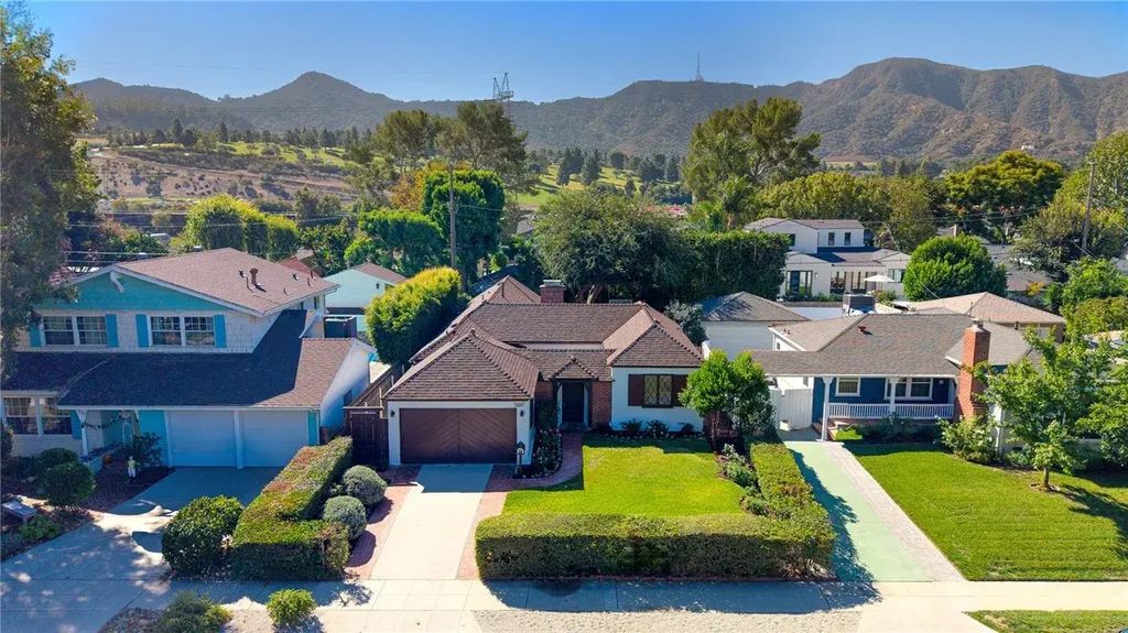 1324 W Morningside, Burbank