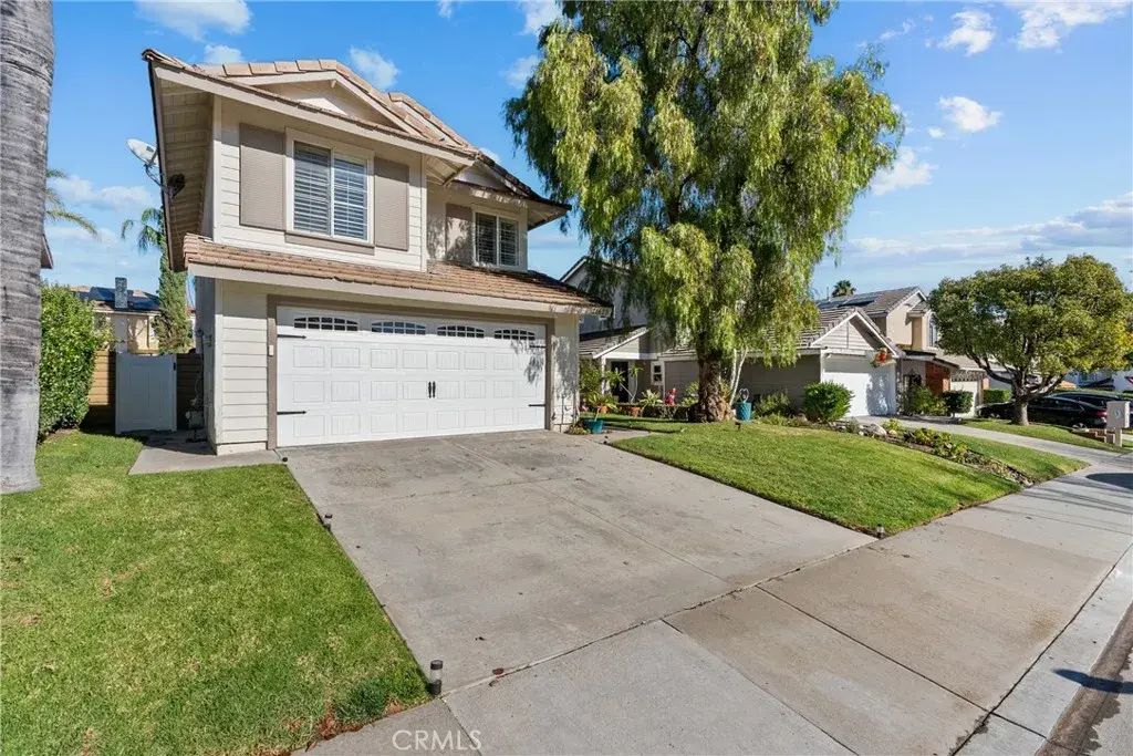 21625 Farmington, Saugus