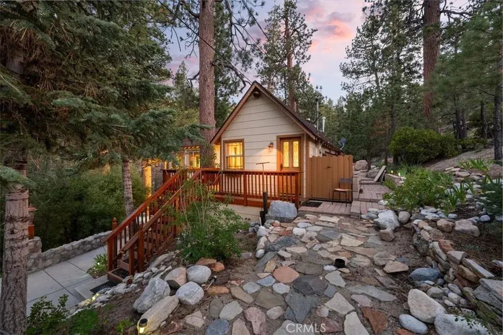 38855 Big Bear, Big Bear Lake