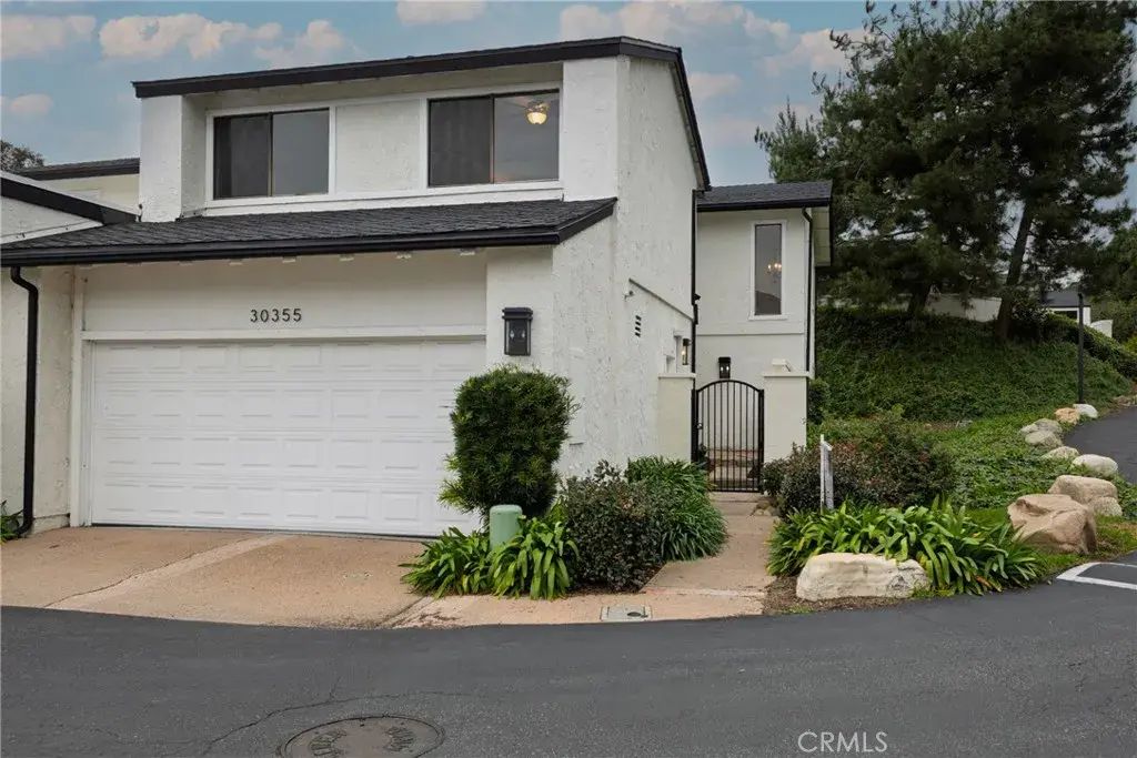 30355 Via Venida, Laguna Niguel