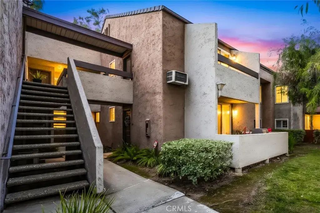 1350 N Escondido 46, Escondido