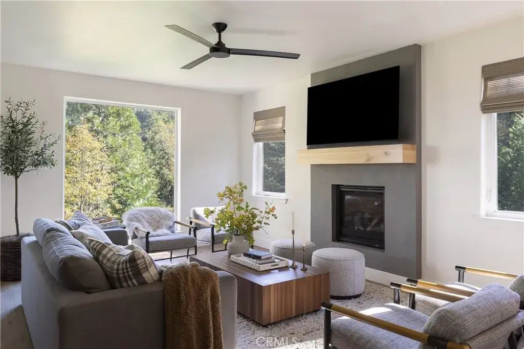 357 Mittry, Lake Arrowhead