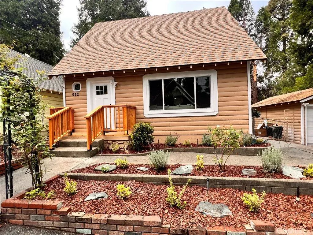 622 Heatherly, Crestline
