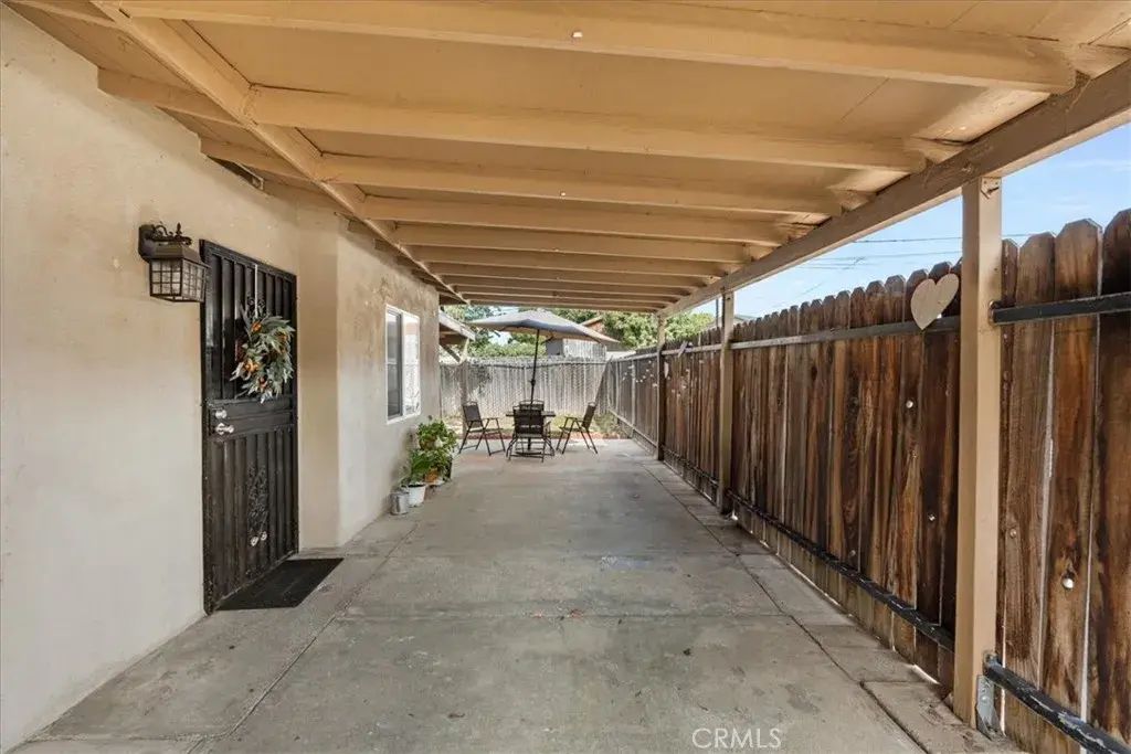 1035 Laurel Avenue, Pomona