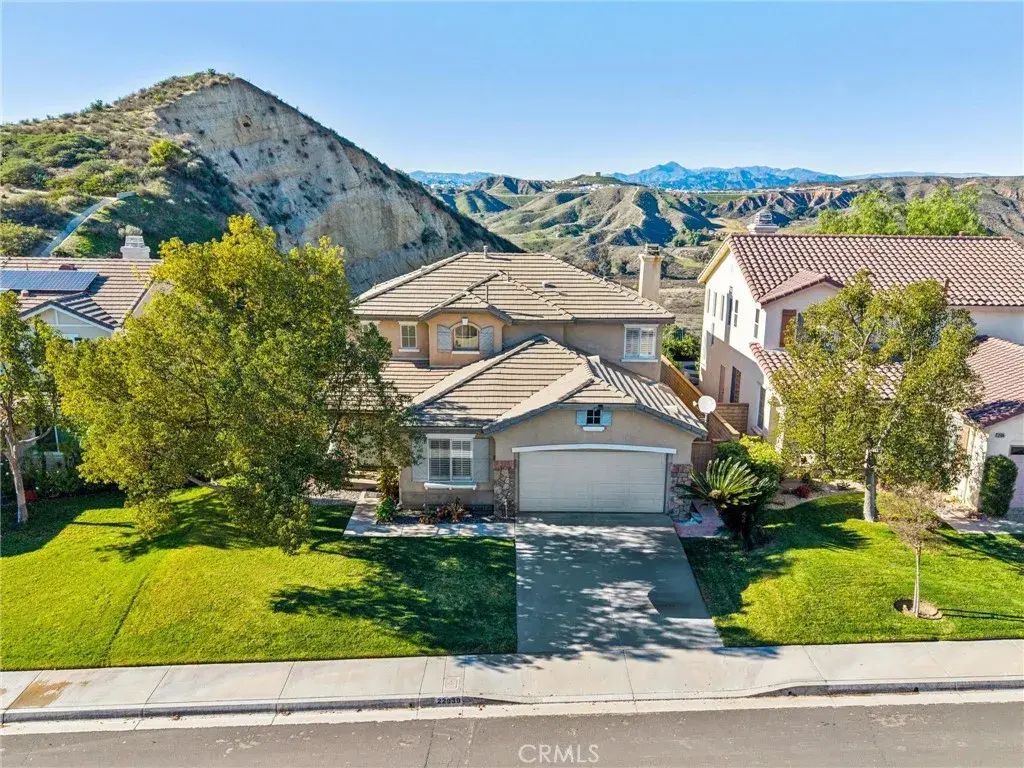 22939 Raintree Lane, Saugus