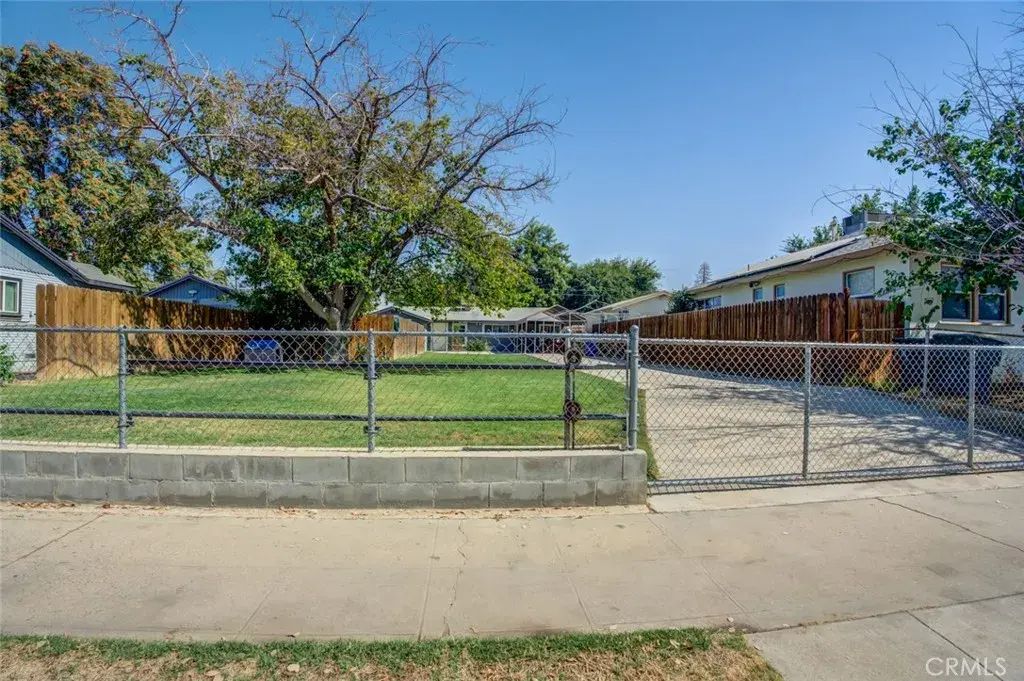 618 Woodrow Avenue, Bakersfield