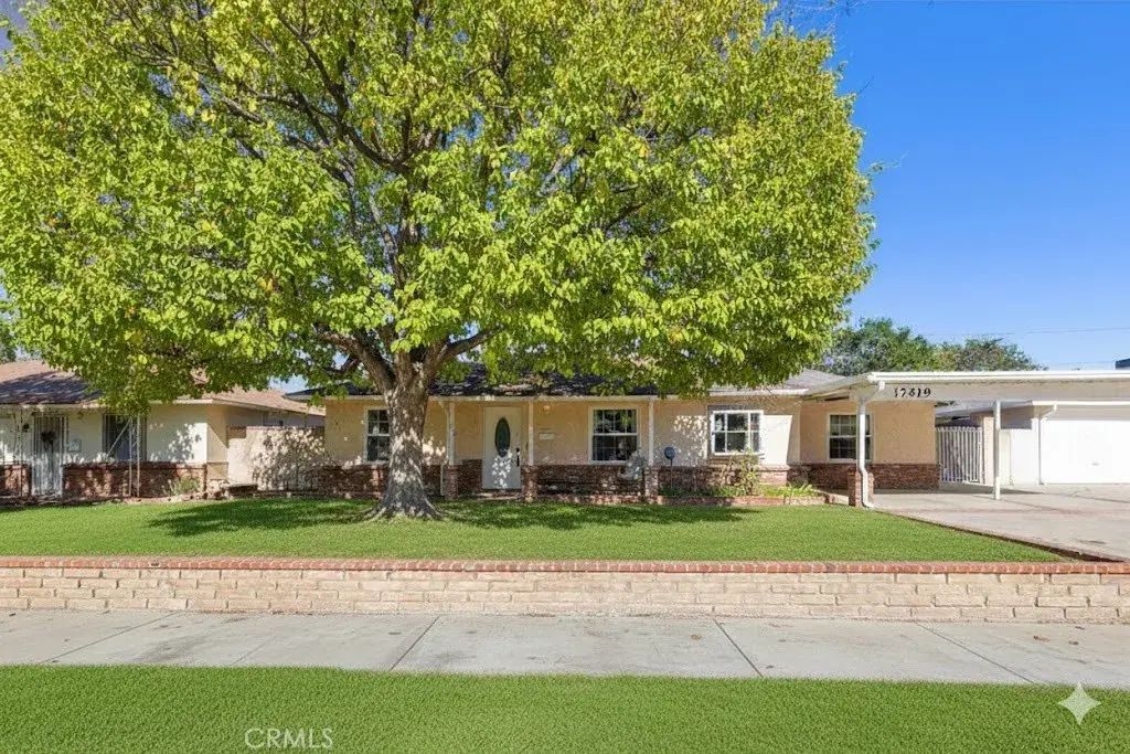 17419 Leadwell, Lake Balboa