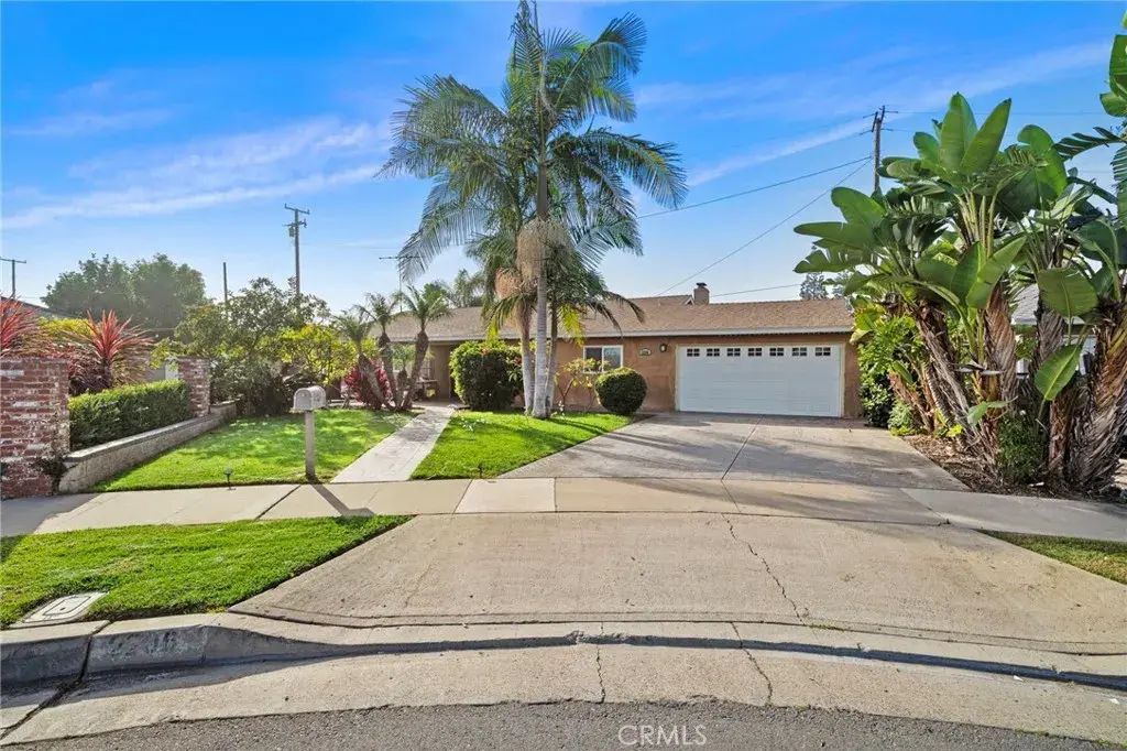 2206 E Martha, Orange