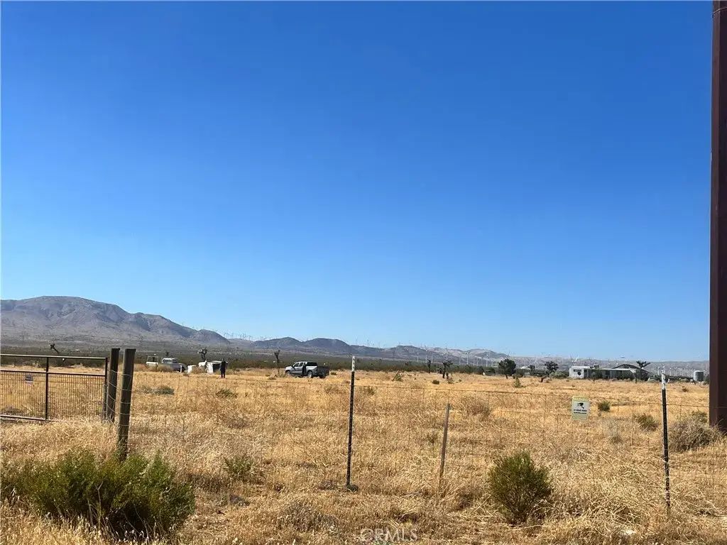 N/a, Rosamond