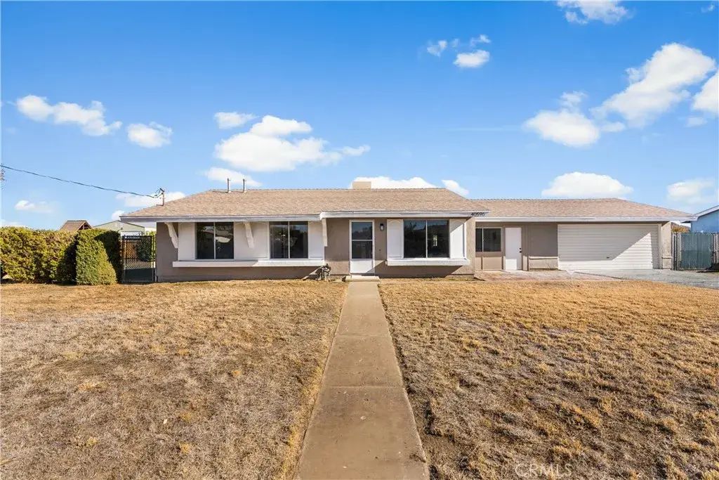 40596 Fieldspring, Lancaster