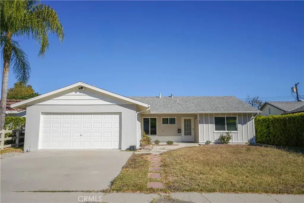 6552 Franrivers Avenue, West Hills